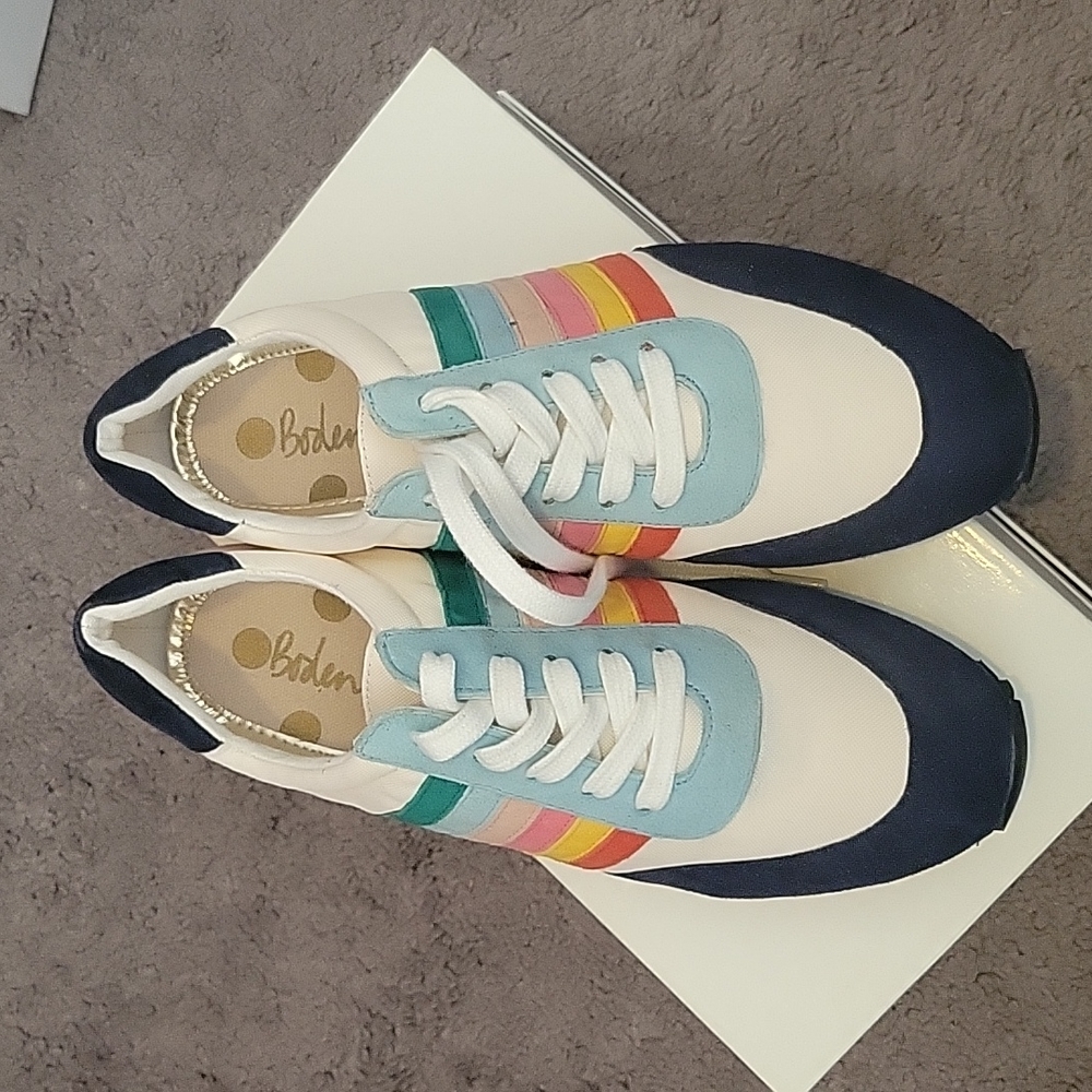 Boden Sneakers
